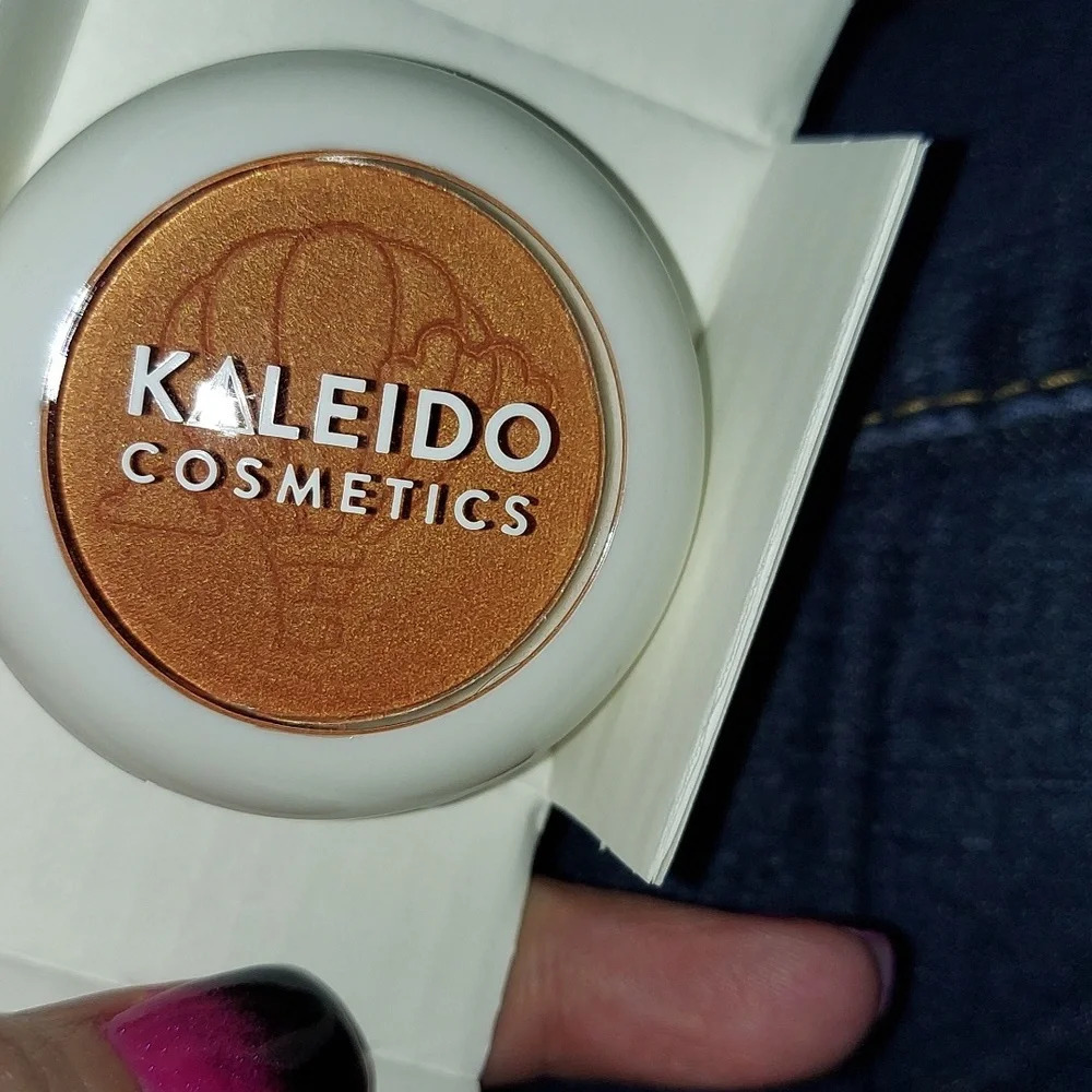 NEW Kaleido cosmetics Euphoria blush - Picture 5 of 5
